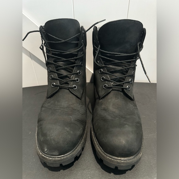 Men’s 10.5 Black Timberland Boots - Picture 4 of 4